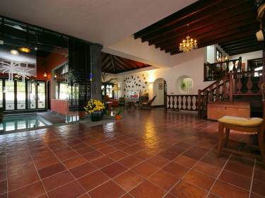 Finca-Haupthaus mit Hallenbad Finca-Haupthaus mit Hallenbad