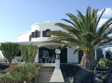 Villa im FKK Badeort Charco del Palo mit tollen Terrassen u. Meerblick Villa im FKK Badeort Charco del Palo mit tollen Terrassen u. Meerblick