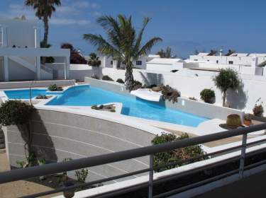 Modernes Ferienapartment mit Pool in Strandnähe Modernes Ferienapartment mit Pool in Strandnähe